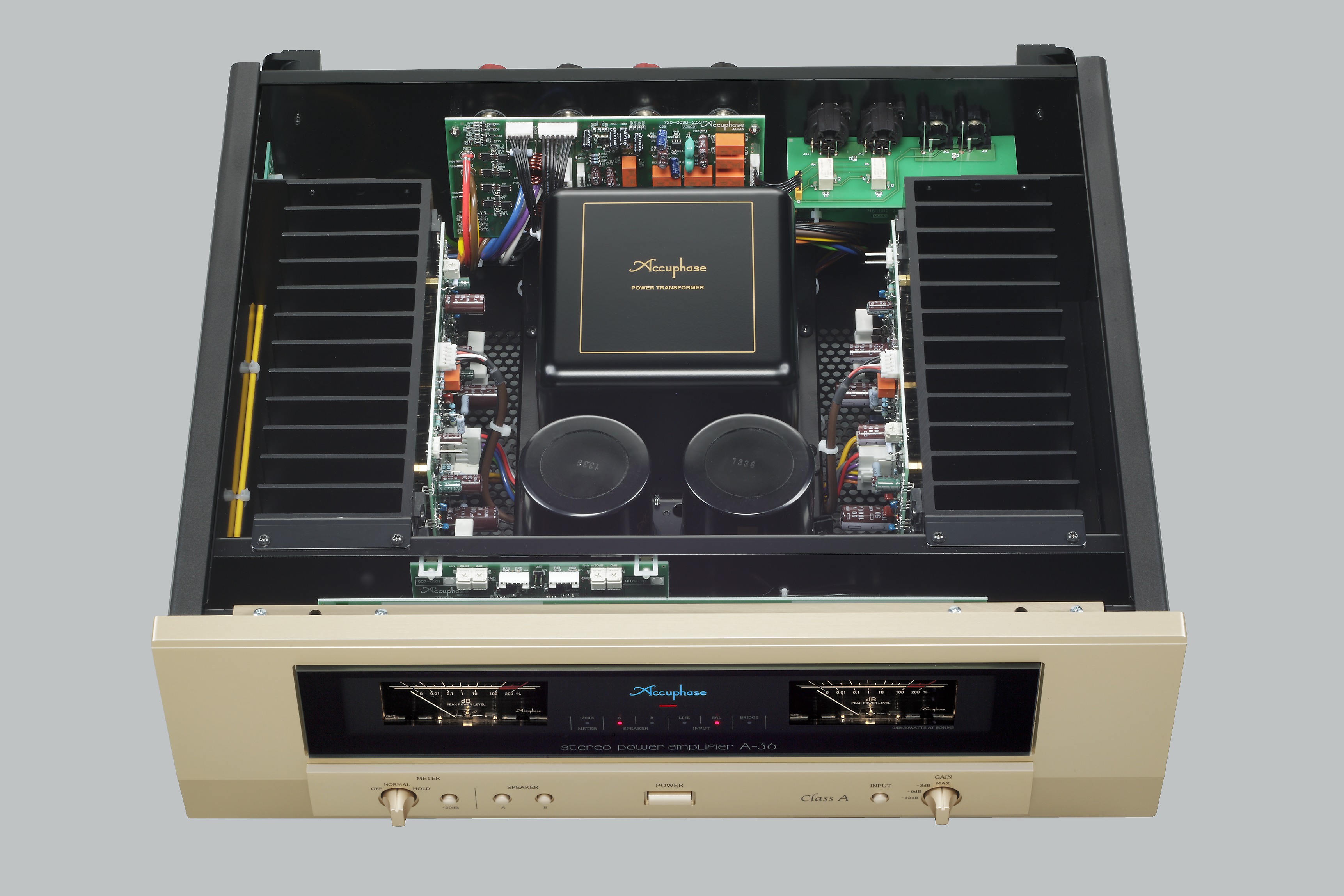 Accuphase A-36: Klasse-A-Stereo-Leistungsverstärker